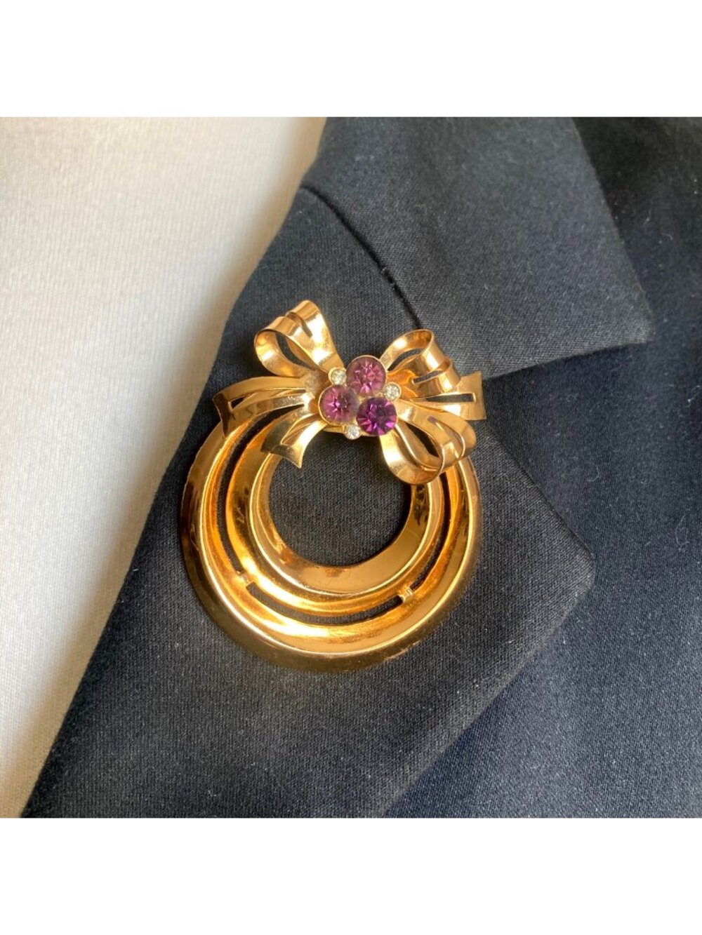 Vintage Coro Gold Tone Bow Wreath Fur Clip Pin Brooch Purple Rhinestones Signed